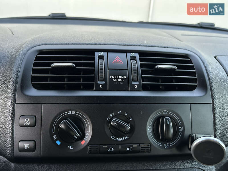 Універсал Skoda Fabia 2010 в Івано-Франківську