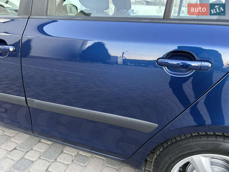 Універсал Skoda Fabia 2010 в Івано-Франківську