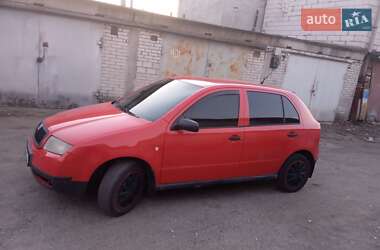 Хэтчбек Skoda Fabia 2002 в 