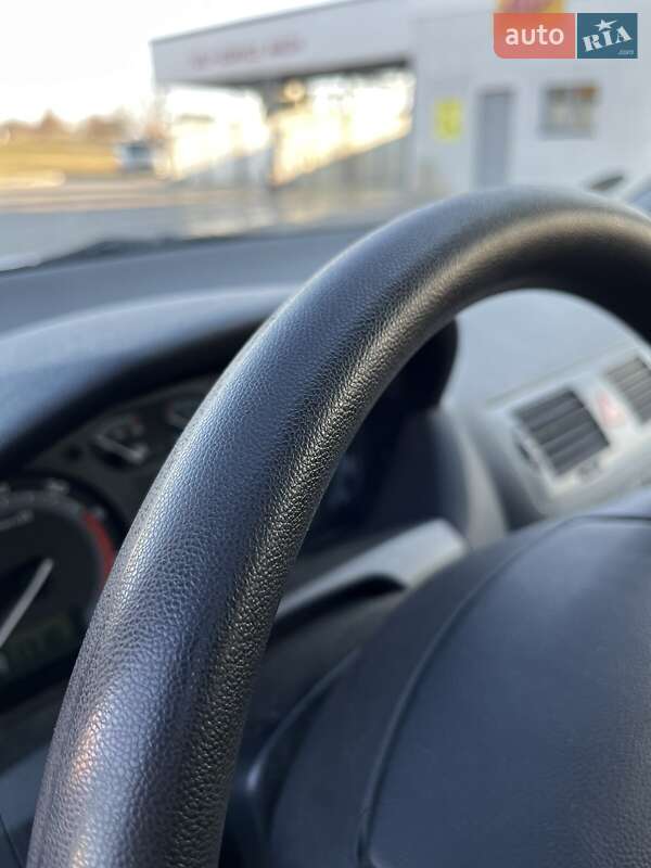 Універсал Skoda Fabia 2006 в Миколаєві