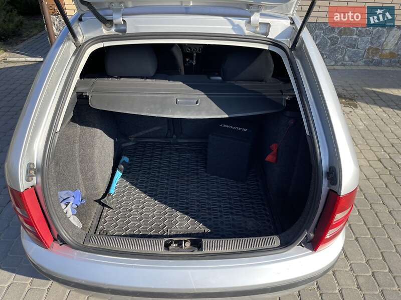 Універсал Skoda Fabia 2004 в Вінниці