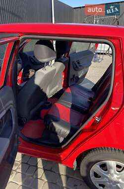 Хетчбек Skoda Fabia 2010 в 
