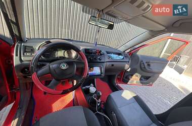 Хетчбек Skoda Fabia 2010 в 