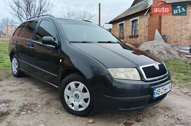 Хетчбек Skoda Fabia 2005 в 