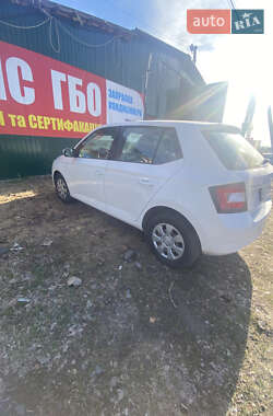 Хэтчбек Skoda Fabia 2016 в 