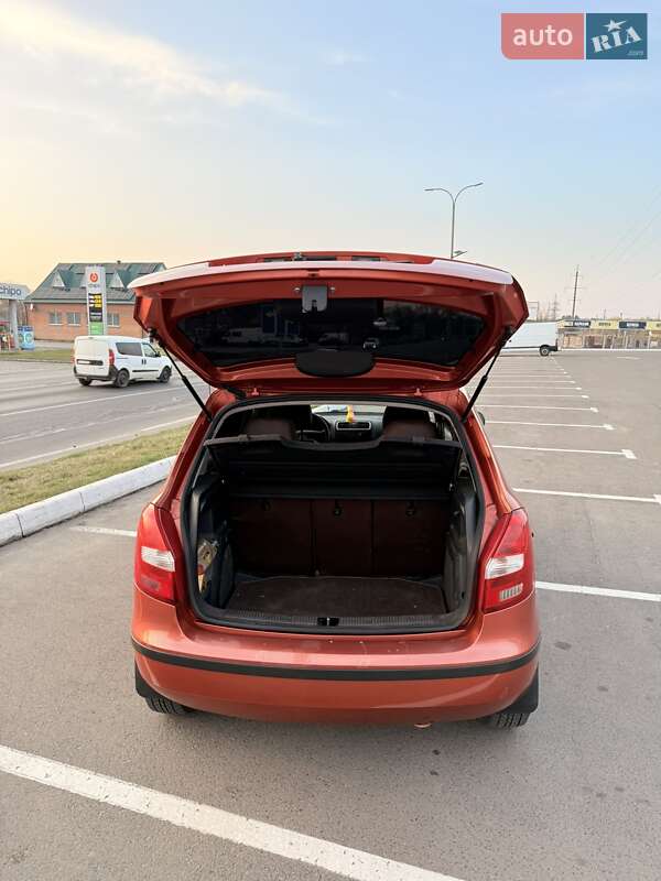 Хетчбек Skoda Fabia 2007 в Луцьку