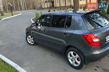 Хэтчбек Skoda Fabia 2008 в 
