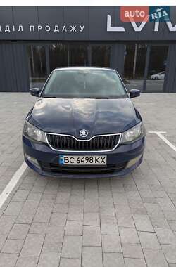 Хэтчбек Skoda Fabia 2016 в 