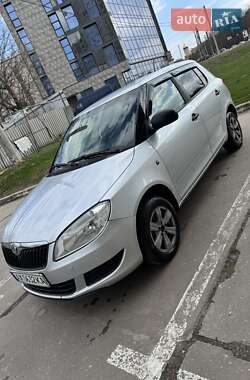Хэтчбек Skoda Fabia 2012 в Харькове