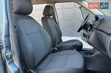 Хэтчбек Skoda Fabia 2013 в 