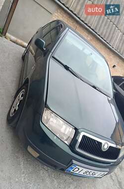 Хэтчбек Skoda Fabia 2001 в 