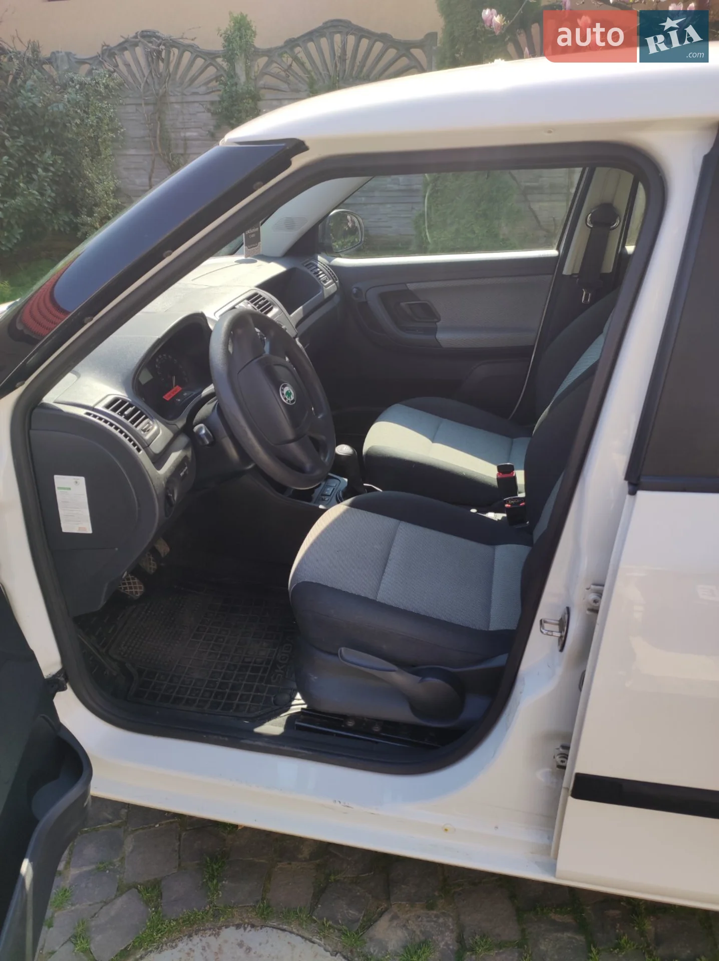 2010 Skoda Fabia - мініатюра 11