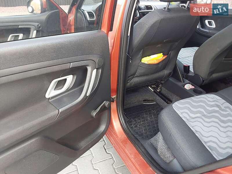 Хетчбек Skoda Fabia 2008 в Києві