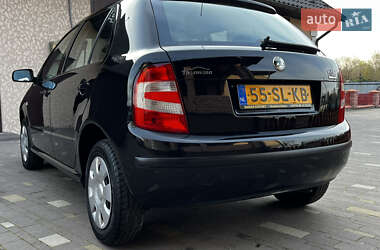 Хэтчбек Skoda Fabia 2006 в 