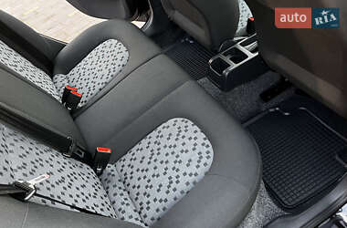 Хэтчбек Skoda Fabia 2006 в 