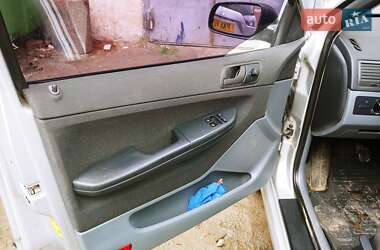 Седан Skoda Fabia 2003 в 