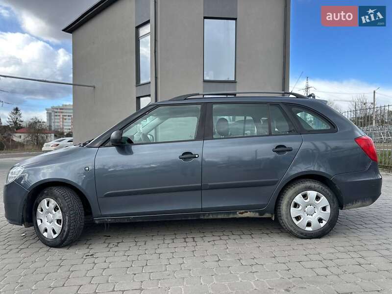Хэтчбек Skoda Fabia 2008 в Львове