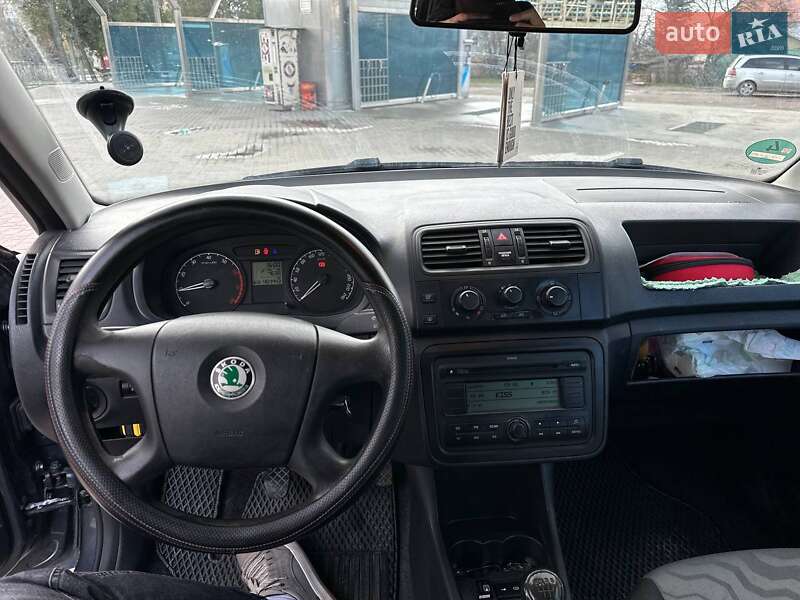 Хэтчбек Skoda Fabia 2008 в Львове