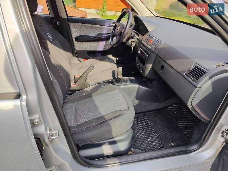 Хетчбек Skoda Fabia 2002 в Львові