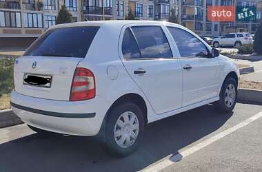 Хэтчбек Skoda Fabia 2006 в 