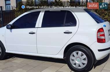 Хэтчбек Skoda Fabia 2006 в 