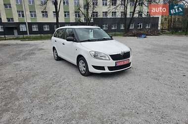Универсал Skoda Fabia 2012 в 