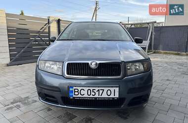 Хэтчбек Skoda Fabia 2005 в 