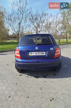 Хэтчбек Skoda Fabia 2006 в 