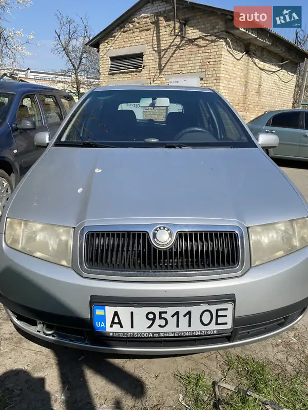 Хэтчбек Skoda Fabia 2004 в 