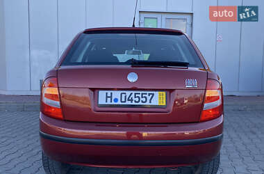 Хэтчбек Skoda Fabia 2008 в 