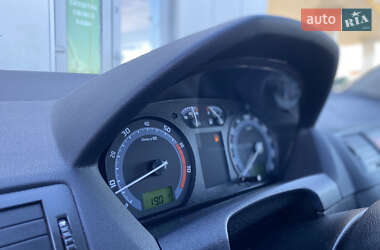 Хэтчбек Skoda Fabia 2008 в 