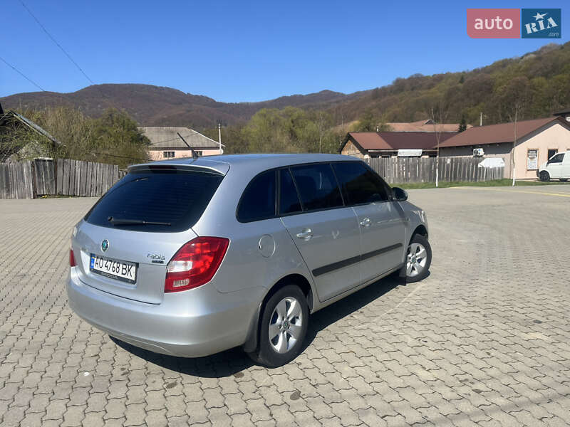 Универсал Skoda Fabia 2010 в Сваляве фото 8 Универсал Skoda Fabia 2010 в Сваляве