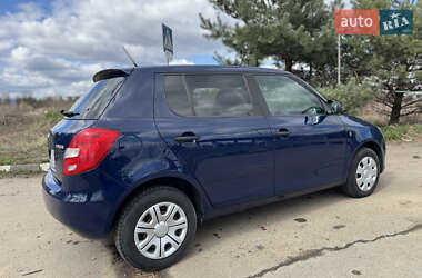 Хэтчбек Skoda Fabia 2014 в 