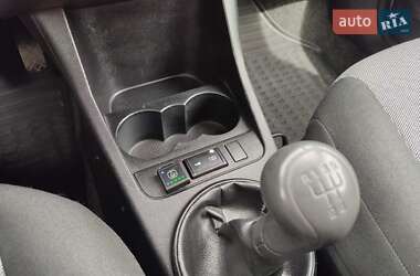 Хэтчбек Skoda Fabia 2010 в 