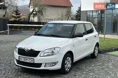 Хэтчбек Skoda Fabia 2013 в 