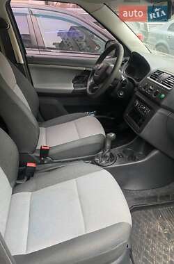 Хетчбек Skoda Fabia 2010 в 