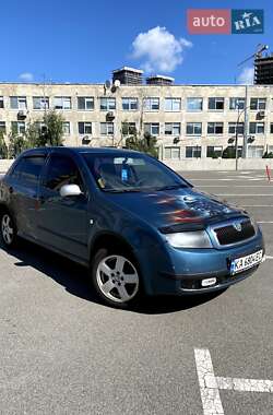 Хэтчбек Skoda Fabia 2003 в 