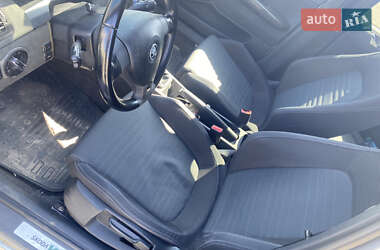 Хэтчбек Skoda Fabia 2005 в 