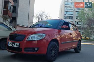 Хэтчбек Skoda Fabia 2008 в 
