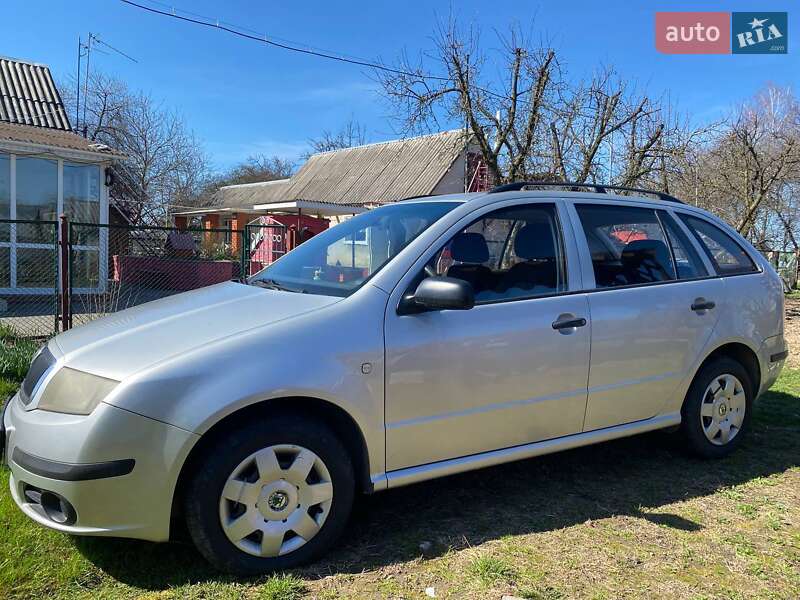 Універсал Skoda Fabia 2005 в Луцьку