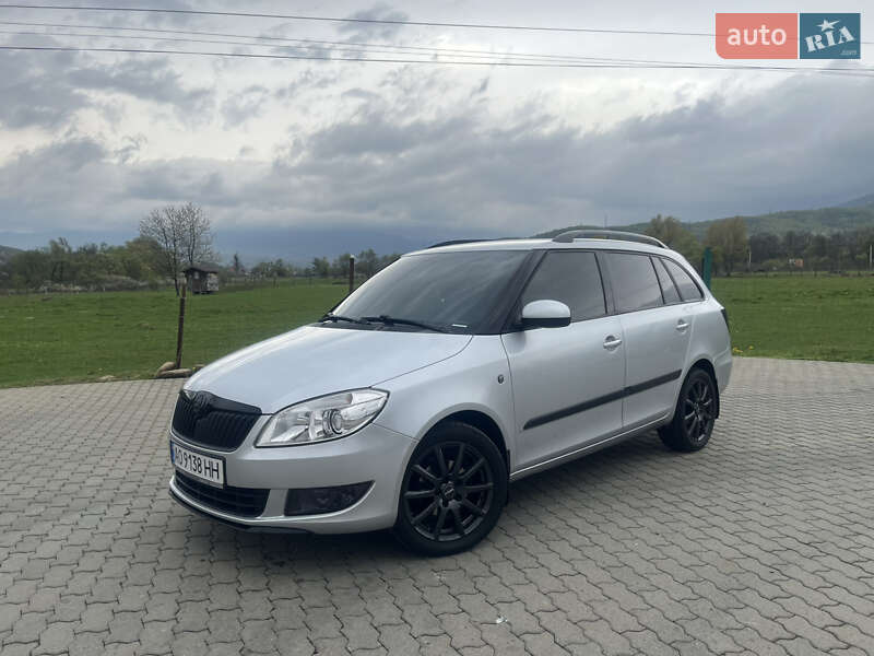Skoda Fabia 2010 Skoda Fabia 2010