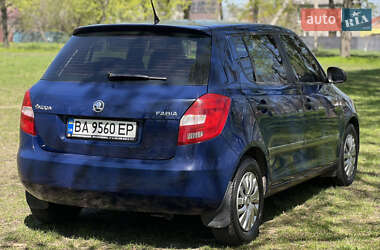 Хэтчбек Skoda Fabia 2014 в 