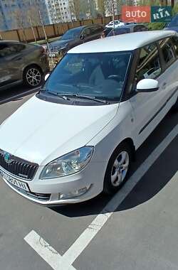 Универсал Skoda Fabia 2012 в 