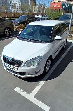 Универсал Skoda Fabia 2012 в 