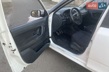 Хэтчбек Skoda Fabia 2010 в 