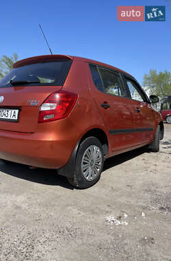 Хэтчбек Skoda Fabia 2008 в 