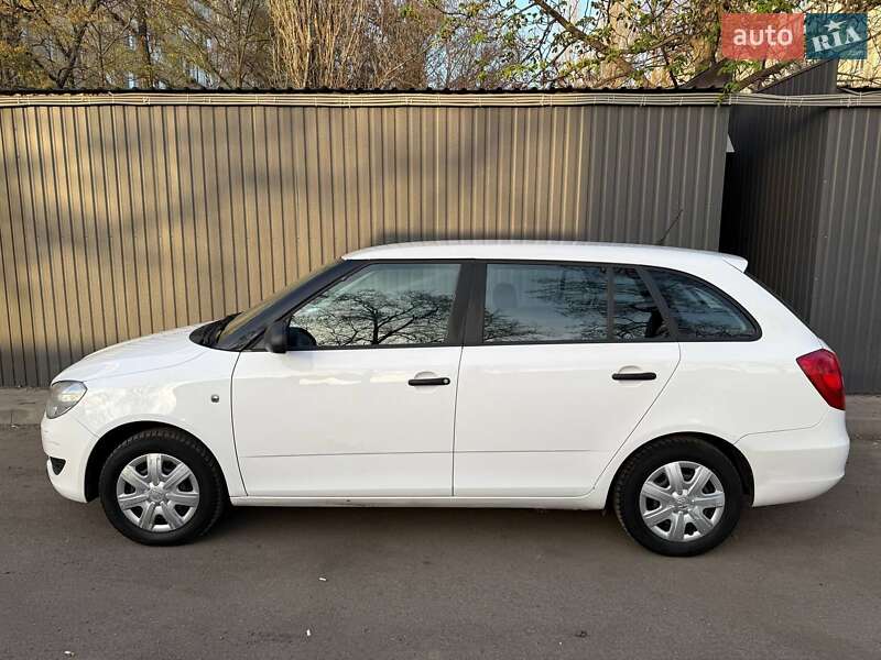 Универсал Skoda Fabia 2013 в Киеве
