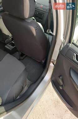 Универсал Skoda Fabia 2004 в 