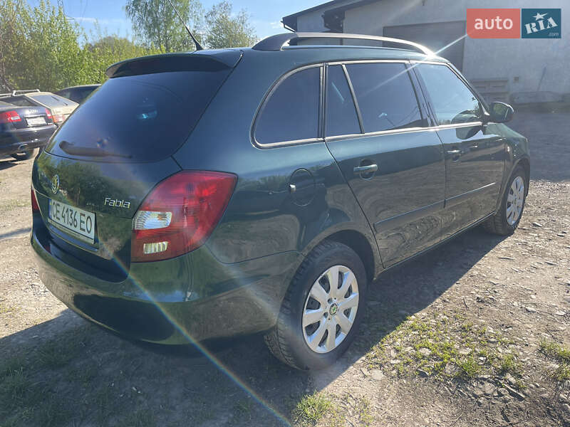 Универсал Skoda Fabia 2008 в Черновцах