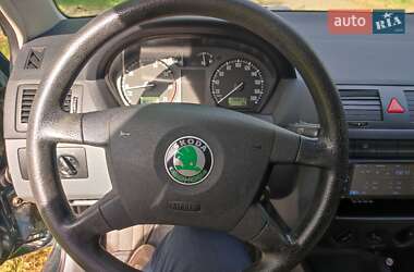 Хэтчбек Skoda Fabia 2001 в 